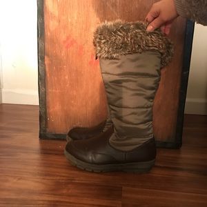 Lands End waterproof boots